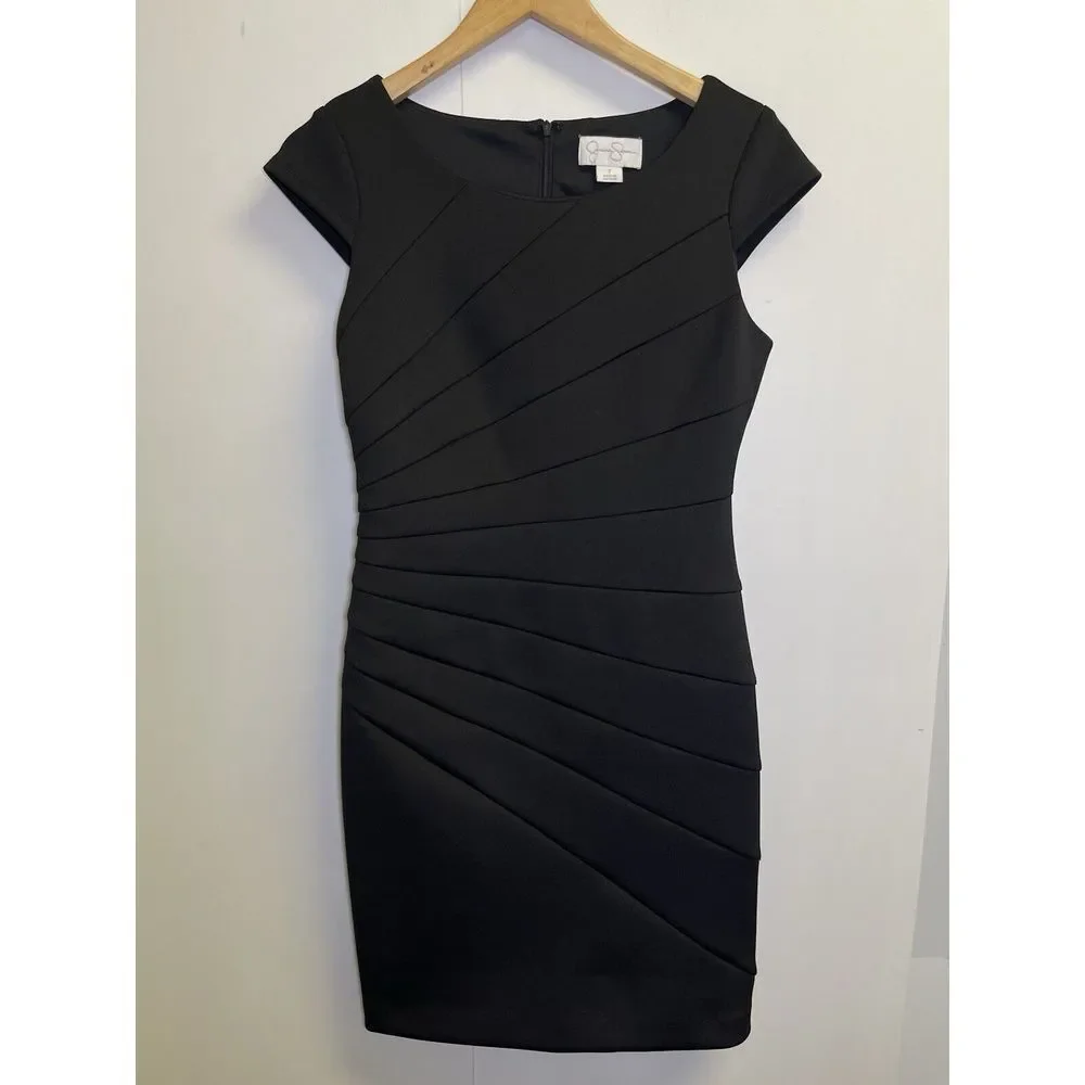Jessica Simpson Women's‎ Size 2 Sheath Dress Black Sunburst Stitch Scuba Knit